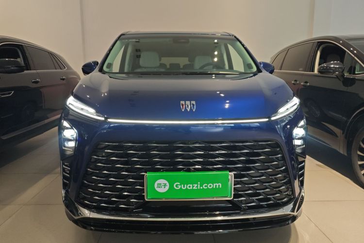 别克GL8新能源 2024款  陆尊 奢享版 7座车身外观2