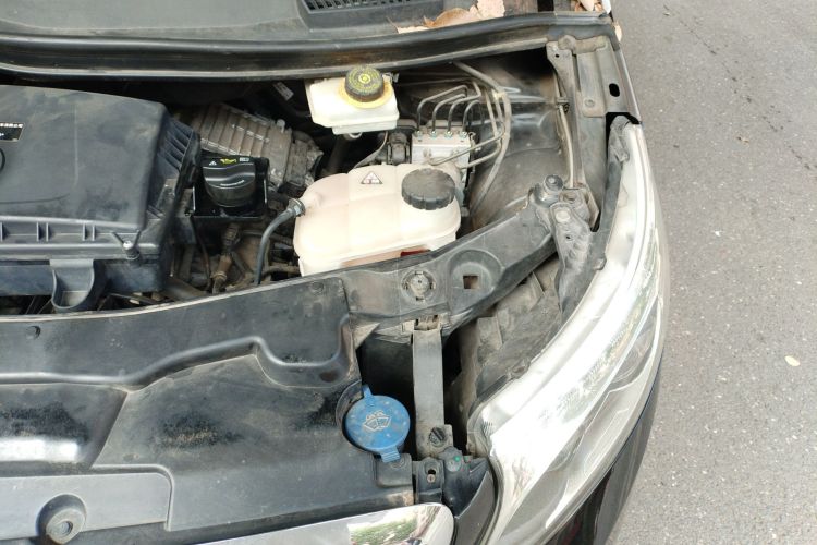 奔驰 威霆 2020款 2.0T 商务版 7座局部细节9007