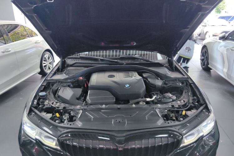 宝马3系 2021款 改款 325Li M运动曜夜套装局部细节24