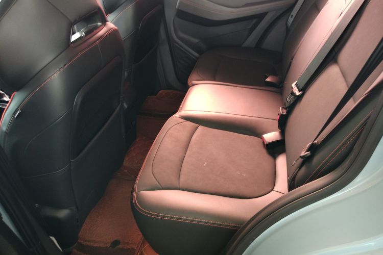 宝骏RS-3 2020款 1.5L CVT  24小时在线豪华型中控内饰7004