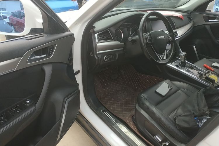 哈弗H7 2016款 蓝标H7 2.0T 自动豪华型中控内饰7003
