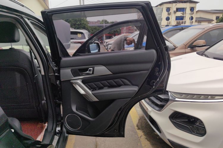 哈弗H2 2014款 1.5T 手动两驱精英版中控内饰7006