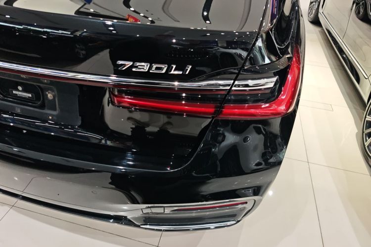 宝马7系 2019款 改款 730Li M运动套装车身外观6006