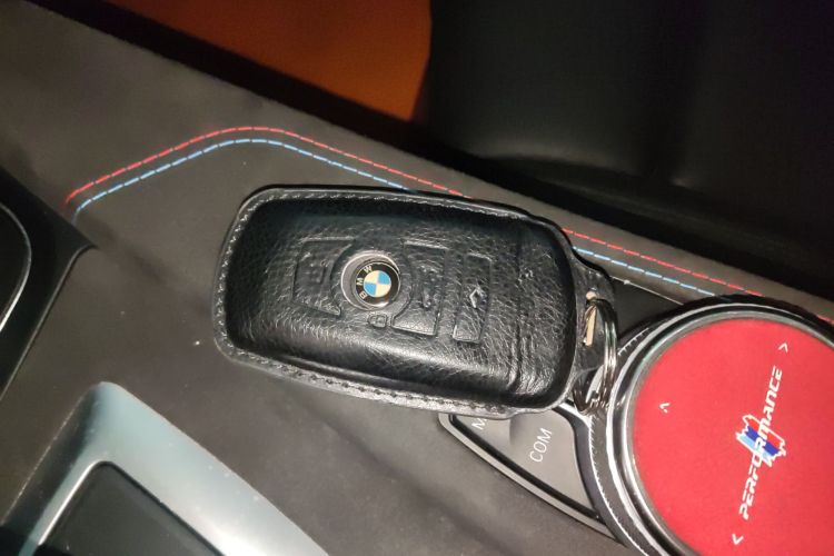 宝马3系GT 2020款 320i M运动套装中控内饰7001