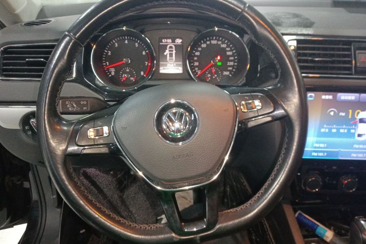 大众 速腾 2018款 280TSI DSG舒适型局部细节13