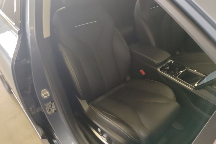 小鹏P5 2021款 460E局部细节41