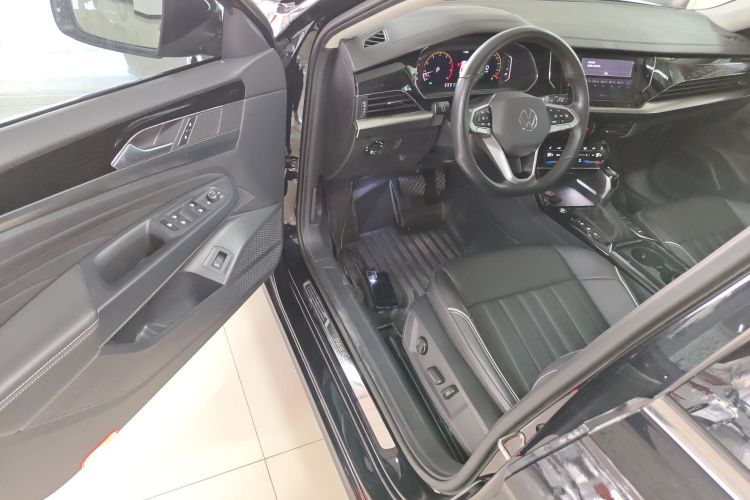 大众 帕萨特 2022款 330TSI 精英版中控内饰7003