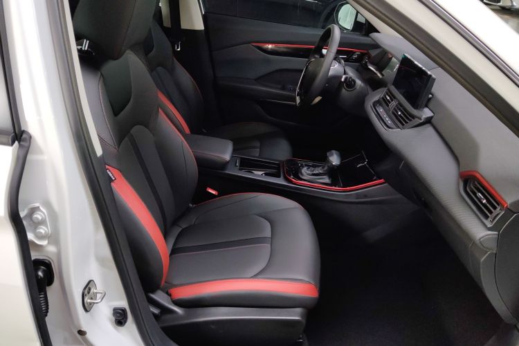 东风风神 奕炫GS 2021款 230T 自动追星版局部细节41