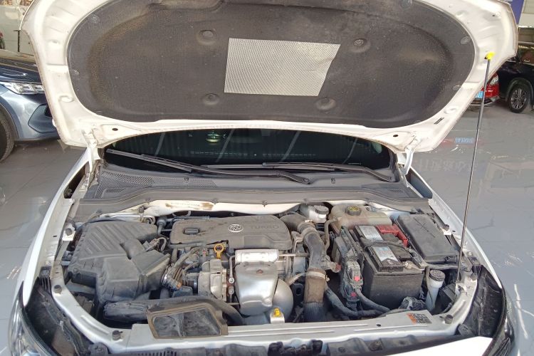 别克 英朗 2021款 1.3T 自动轻混动精英型机舱底盘24