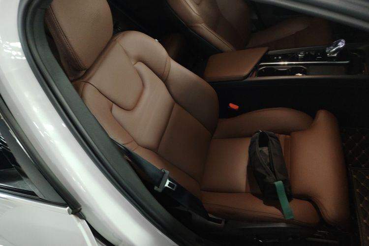 沃尔沃XC60 2024款 B5 四驱智远豪华版局部细节41