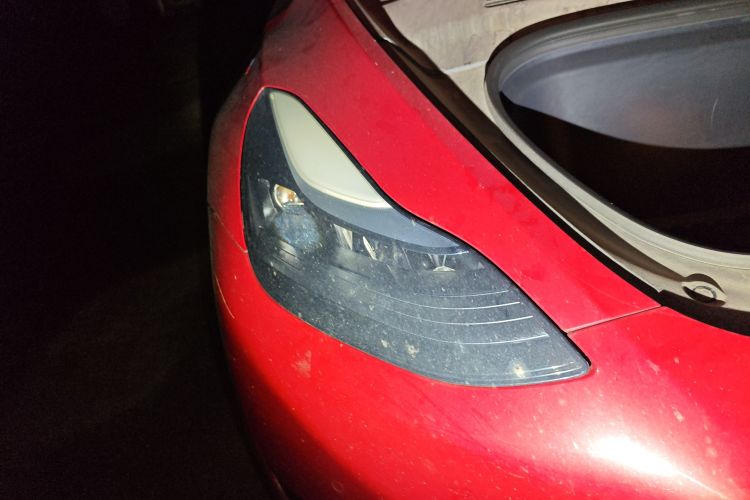 特斯拉 Model Y 2022款 改款 后轮驱动版车身外观8