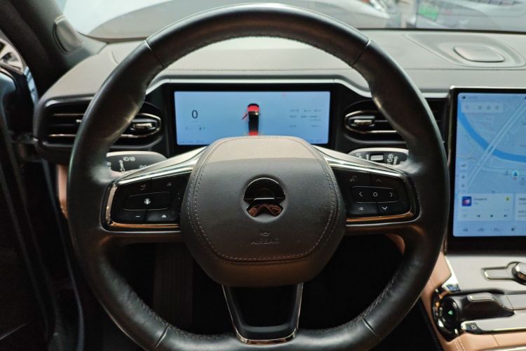 蔚来ES6 2020款 600KM 运动版中控内饰13