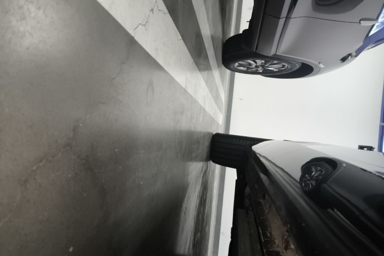 领克08 EM-P 2025款 220km 四驱性能Halo局部细节9001