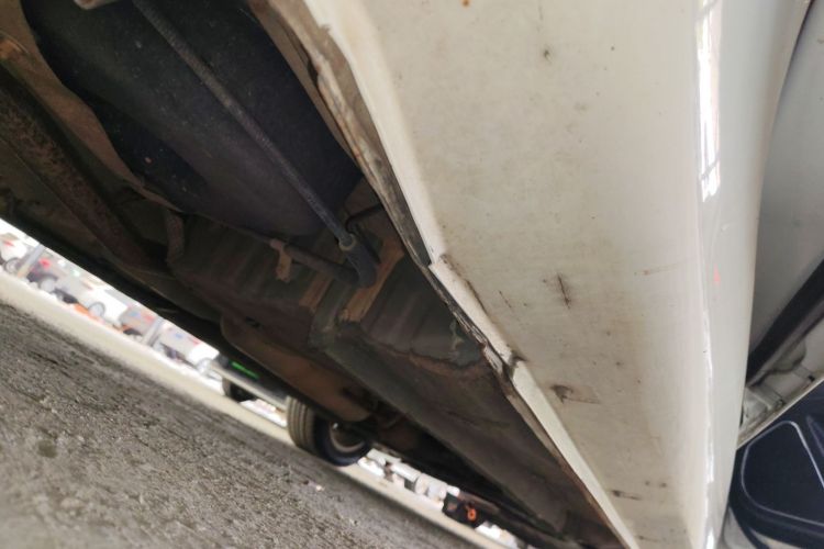 吉利汽车 帝豪 2017款 三厢百万款 1.5L 手动向上版局部细节9001