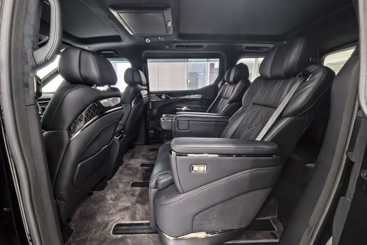 极氪009 2022款 ME版中控内饰7004