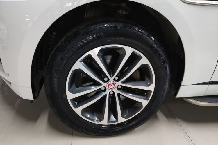 捷豹F-PACE 2016款 3.0 SC 四驱R-Sport运动版车身外观6007