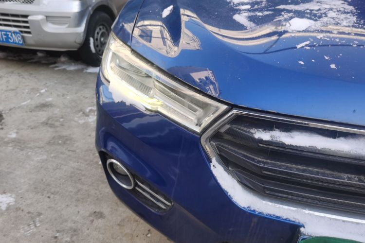 哈弗H6 2017款 蓝标 2.0T 自动两驱智尚型车身外观8