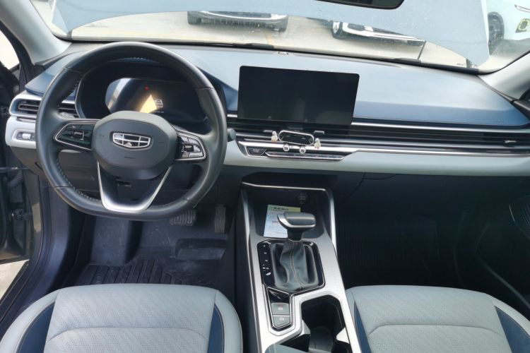 吉利汽车 帝豪 2022款 第4代 1.5L CVT旗舰型中控内饰7002