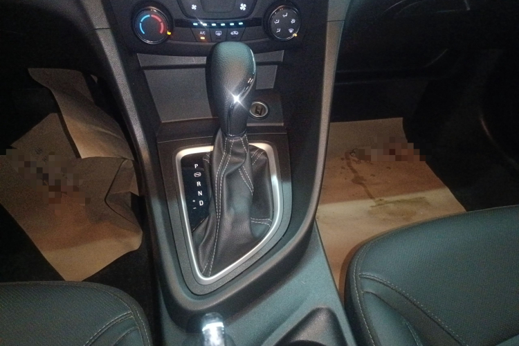 别克 英朗 2021款 1.3T 自动轻混动精英型中控内饰18