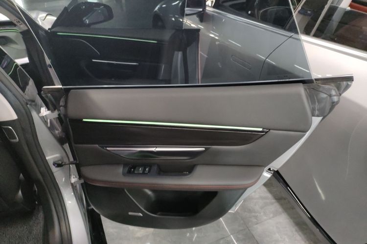 小鹏P7 2022款 480E中控内饰7006