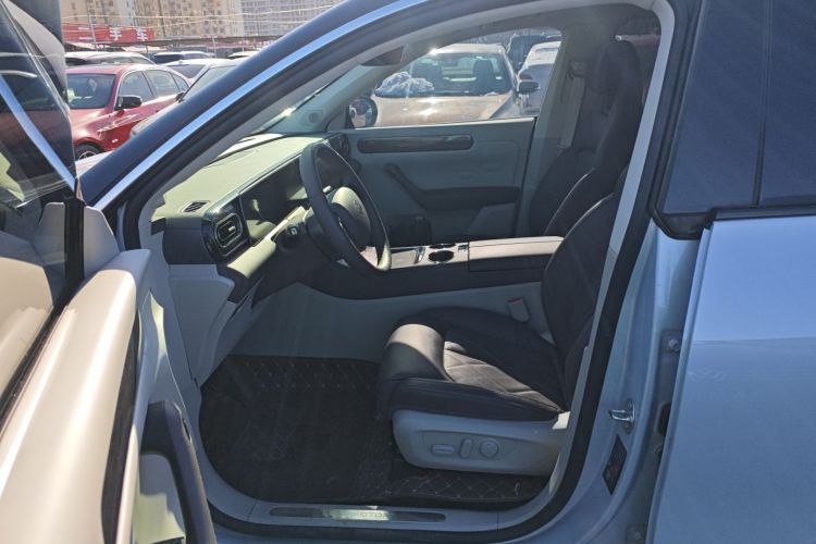 零跑汽车 零跑C11 2024款 增程 300尊享版中控内饰19