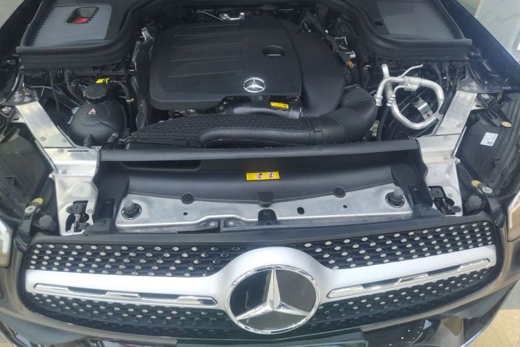 奔驰GLC 2022款 改款三 GLC 260 L 4MATIC 动感型机舱底盘24