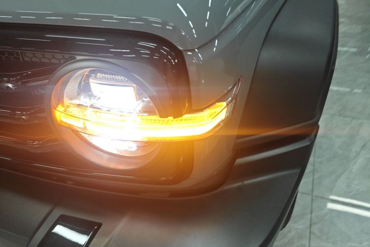 坦克300 2021款 越野版 2.0T 征服者局部细节36