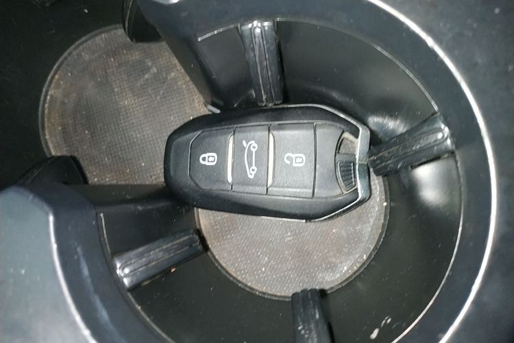 雪铁龙 天逸 C5 AIRCROSS 2017款 380THP 豪华型中控内饰11