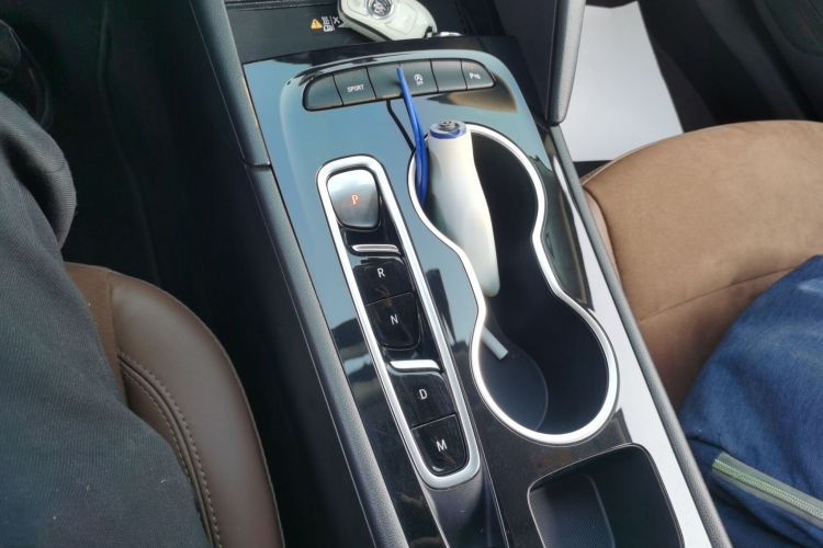 别克 君威 2023款 552T 智享型局部细节18