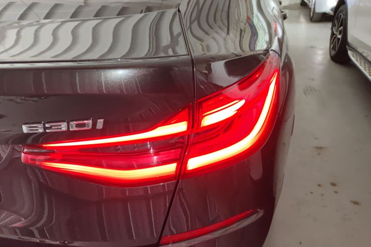 宝马6系GT 2021款 630i 豪华设计套装车身外观6001