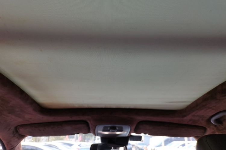 荣威RX8 2018款 30T 智联网两驱至尊版局部细节22