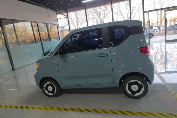 五菱汽车 宏光MINIEV 2022款 自在款 磷酸铁锂车身外观4