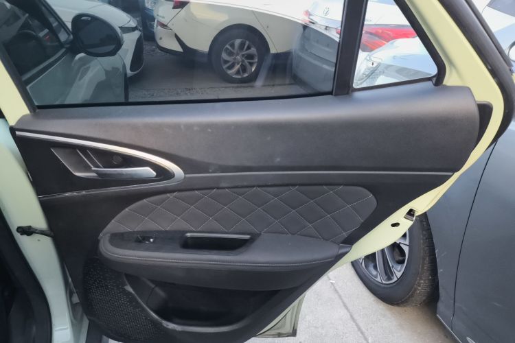 欧拉好猫 2023款 401km标准续航 舒享型 磷酸铁锂中控内饰45