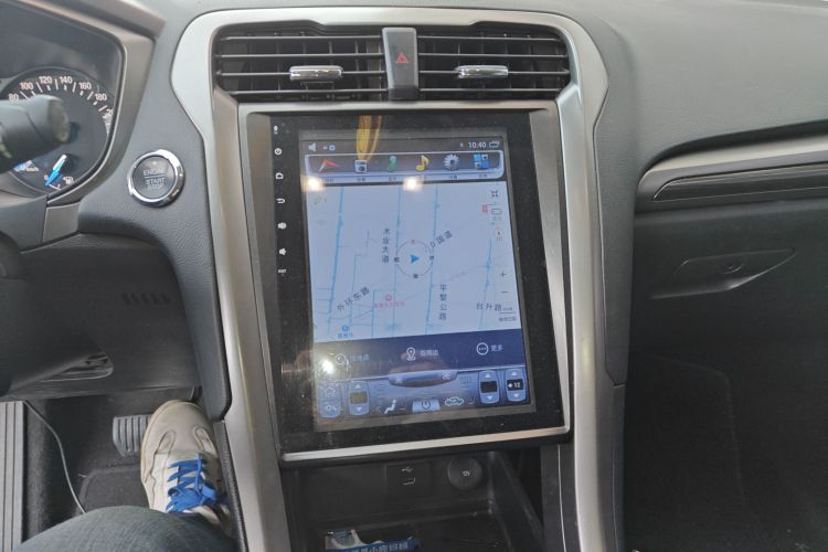 福特 蒙迪欧 2017款 改款 EcoBoost 180 时尚型局部细节16