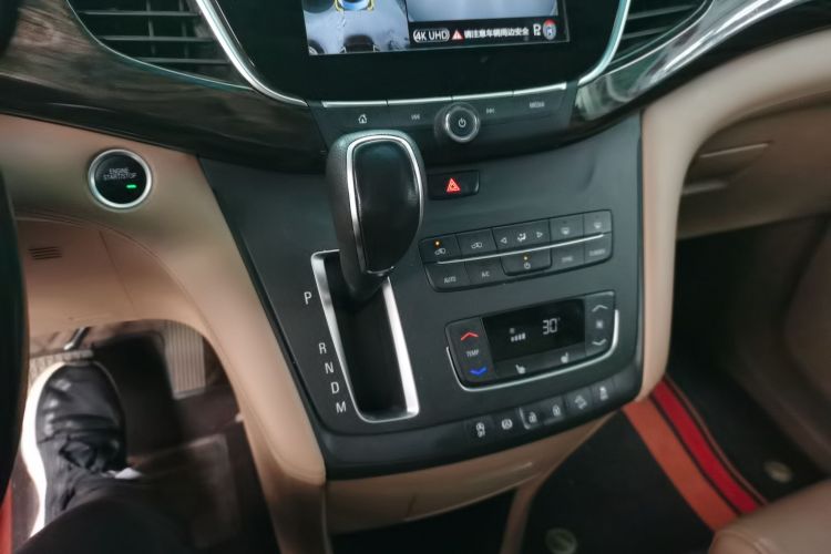 别克GL8 2018款 ES 28T 尊享型 国VI局部细节18