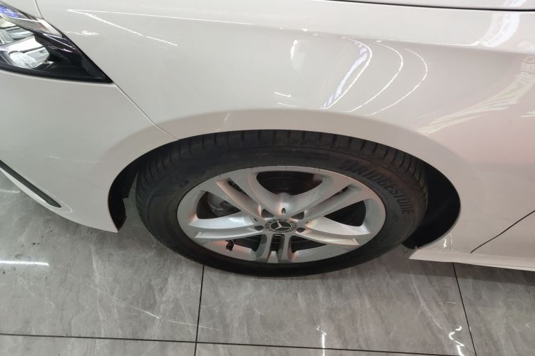 奔驰A级 2023款 A 180 L车身外观6007