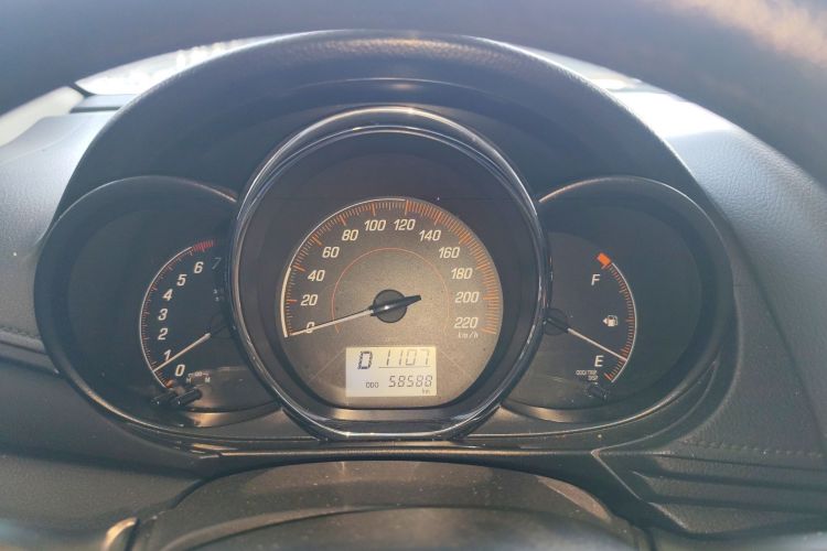 丰田 YARiS L 致享 2020款 1.5L CVT领先版局部细节14