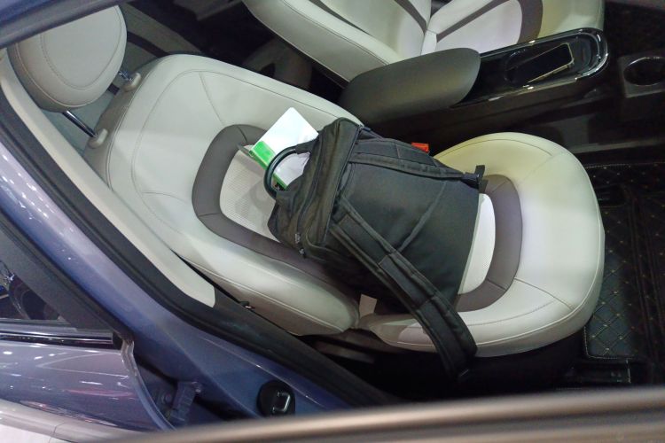 江淮钇为 钇为3 2023款 505km Pro局部细节41