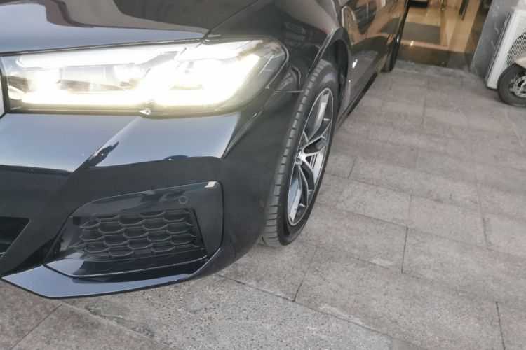 宝马5系 2022款 改款 525Li M运动套装局部细节36