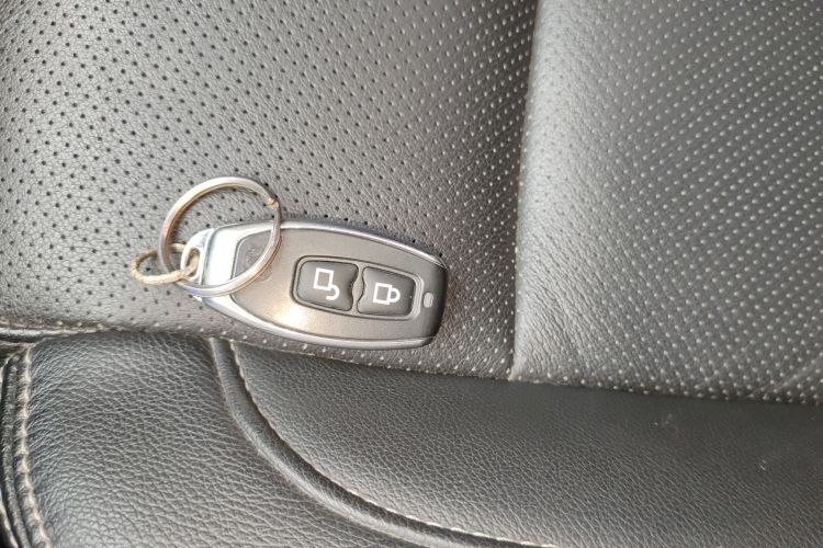 雷诺 科雷傲 2017款 2.5L 四驱至尊版中控内饰7001