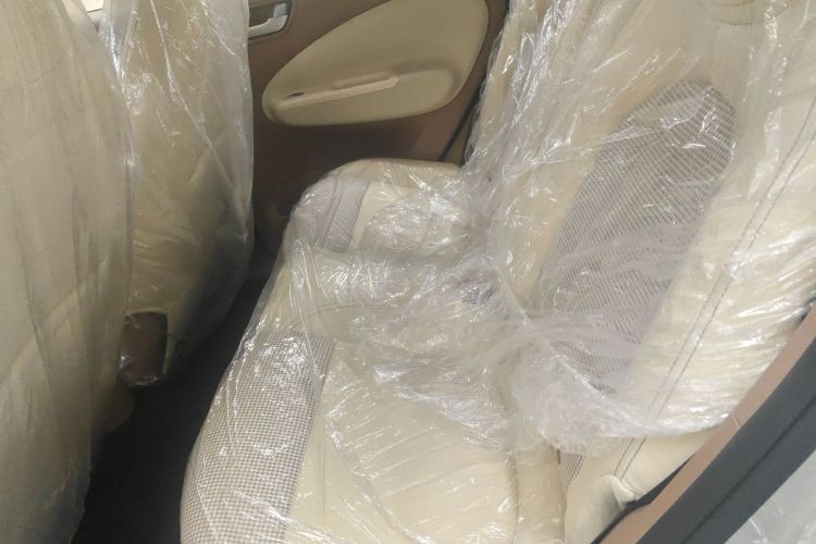 五菱汽车 宏光MINIEV 2025款 四门版 进阶款中控内饰21