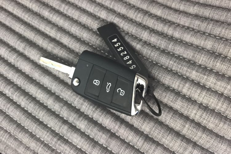 大众 T-ROC探歌 2020款 280TSI DSG两驱精英型中控内饰11