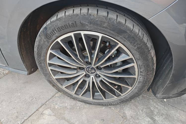 比亚迪 汉 2020款 EV 超长续航版豪华型车身外观10