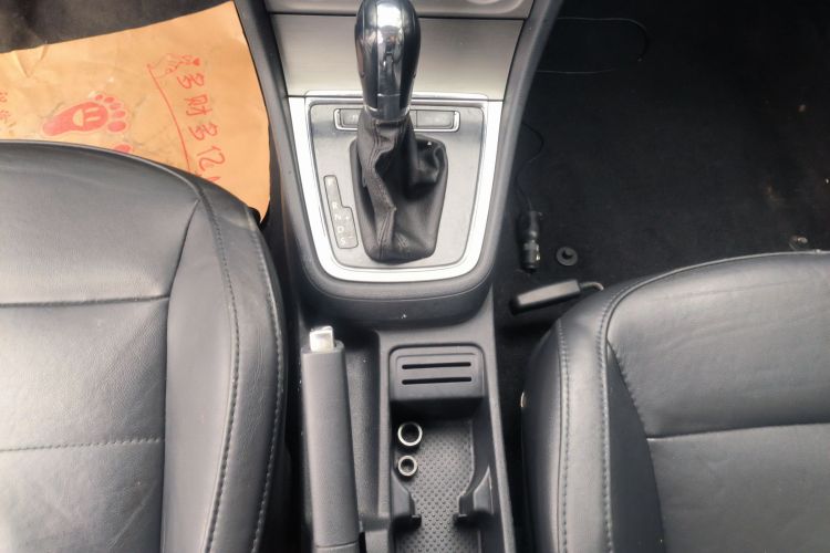 大众 朗逸 2013款 改款经典 1.6L 自动舒适版局部细节18