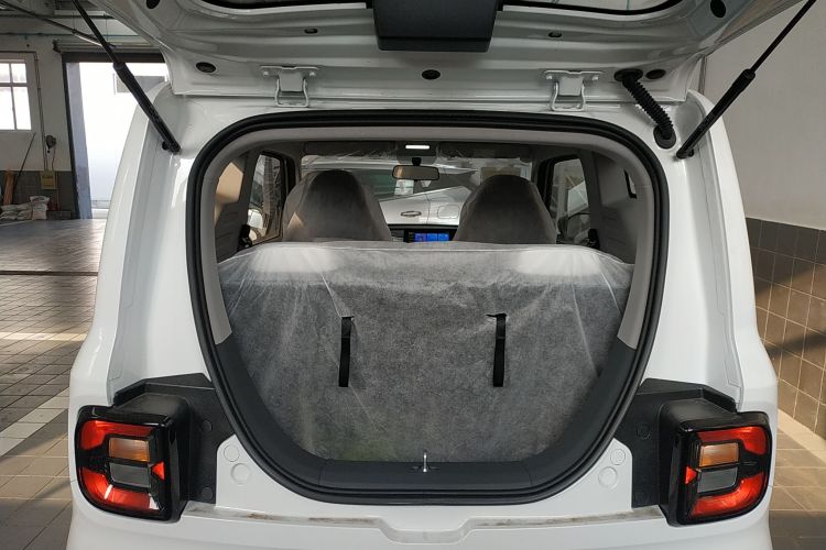 吉利银河 熊猫 2025款 210km 元气熊机舱底盘23