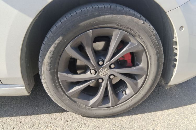 别克 威朗 2022款 Pro GS 疾风版车身外观10