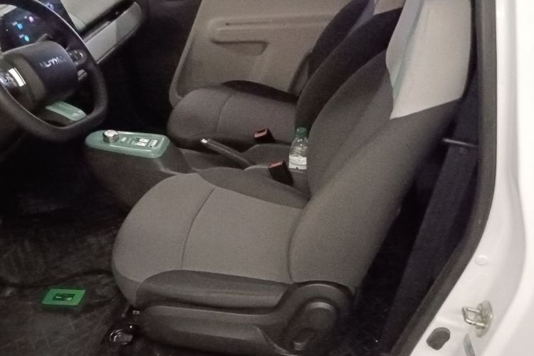 长安启源 长安Lumin 2023款 205km 香沁款中控内饰7004