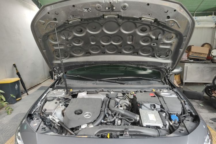 奔驰A级 2021款 A 200 L 运动轿车动感型局部细节24