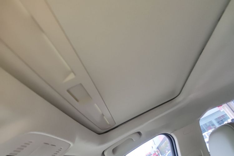 别克 英朗 2013款 GT 1.6L 自动时尚版中控内饰22