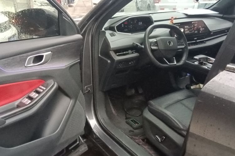 长安CS55PLUS 2024款 第三代 1.5T DCT卓越型中控内饰20